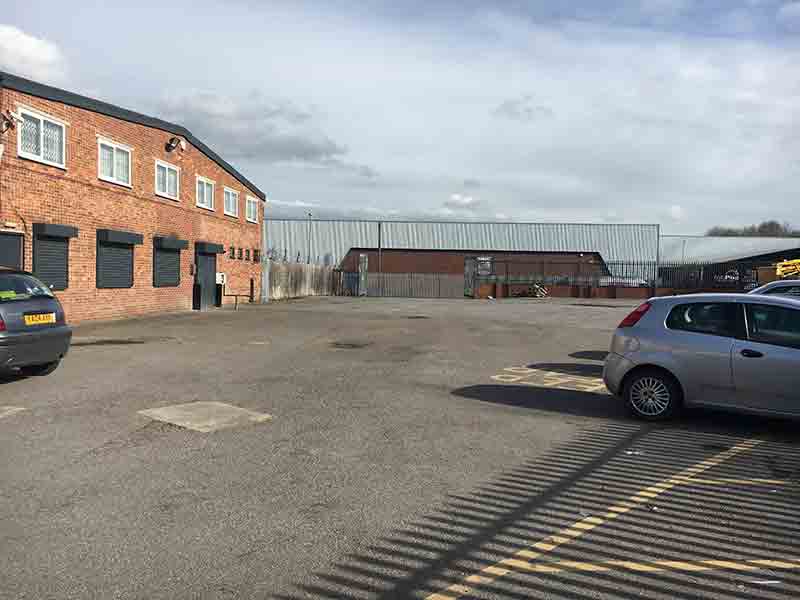 Industrial Units Leeds Kirkstall 687 sq.m